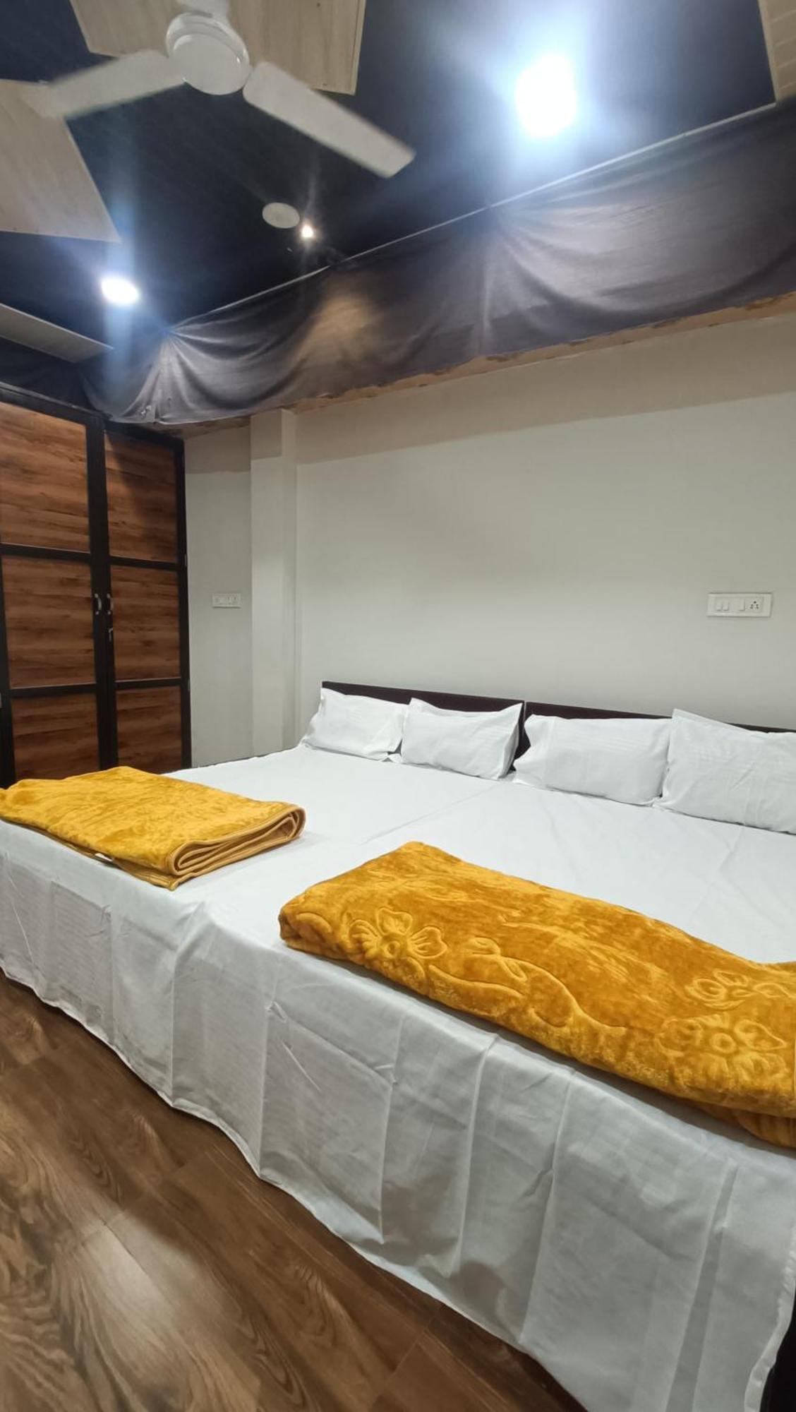 Mangaldeep Guest House Ujjain Ngoại thất bức ảnh