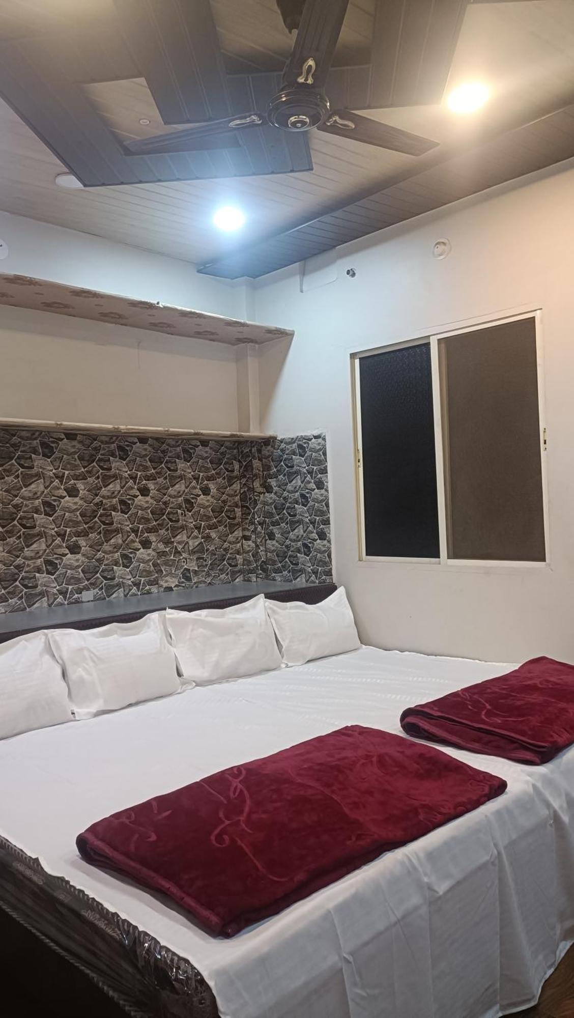 Mangaldeep Guest House Ujjain Ngoại thất bức ảnh