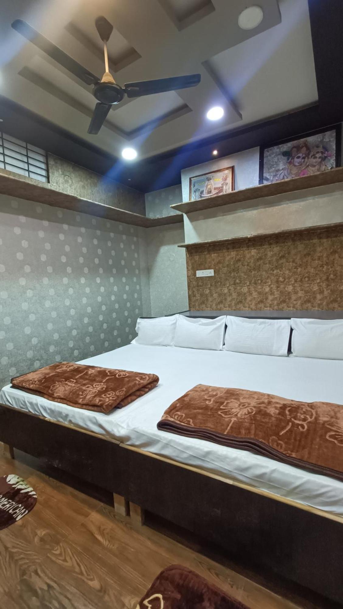 Mangaldeep Guest House Ujjain Ngoại thất bức ảnh